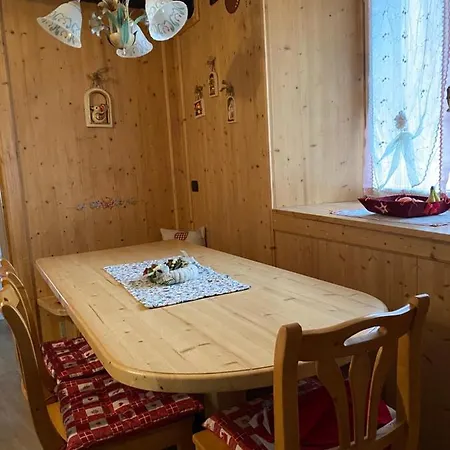 Casa Mia Fiemme Apartment *